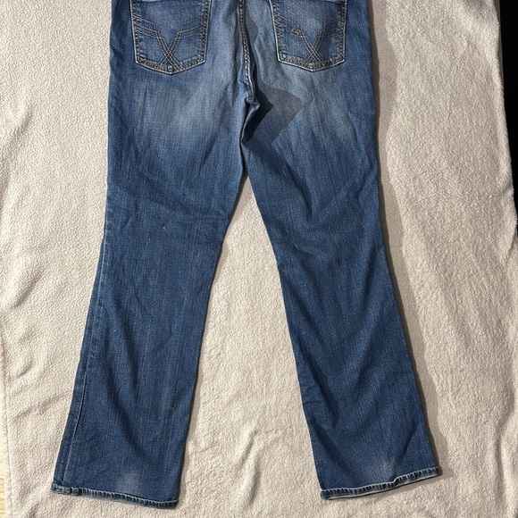 Gap Bootcut Jeans - Picture 5 of 5